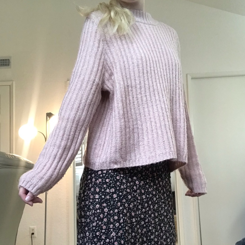 Light pink sweater